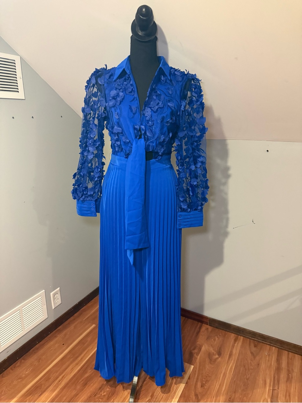 Chicme Royal Blue Pleated Wide-Leg Jumpsuit - Picture 3 of 12